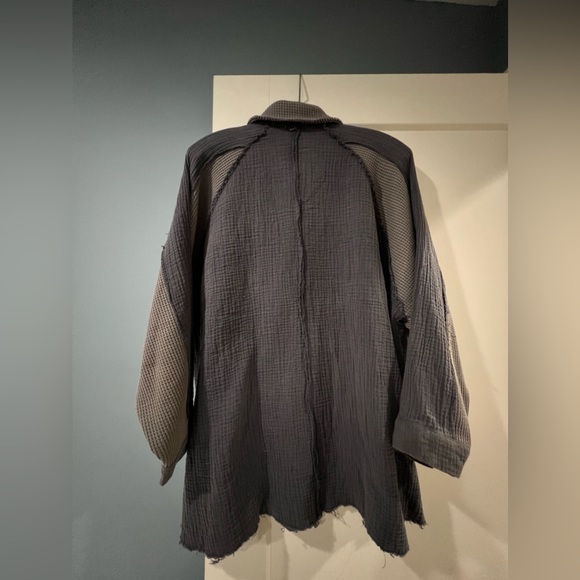 Pol small oversized fit shacket. - Picture 6 of 8